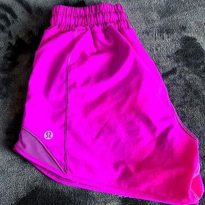 lululemon pow pink hotty hots
